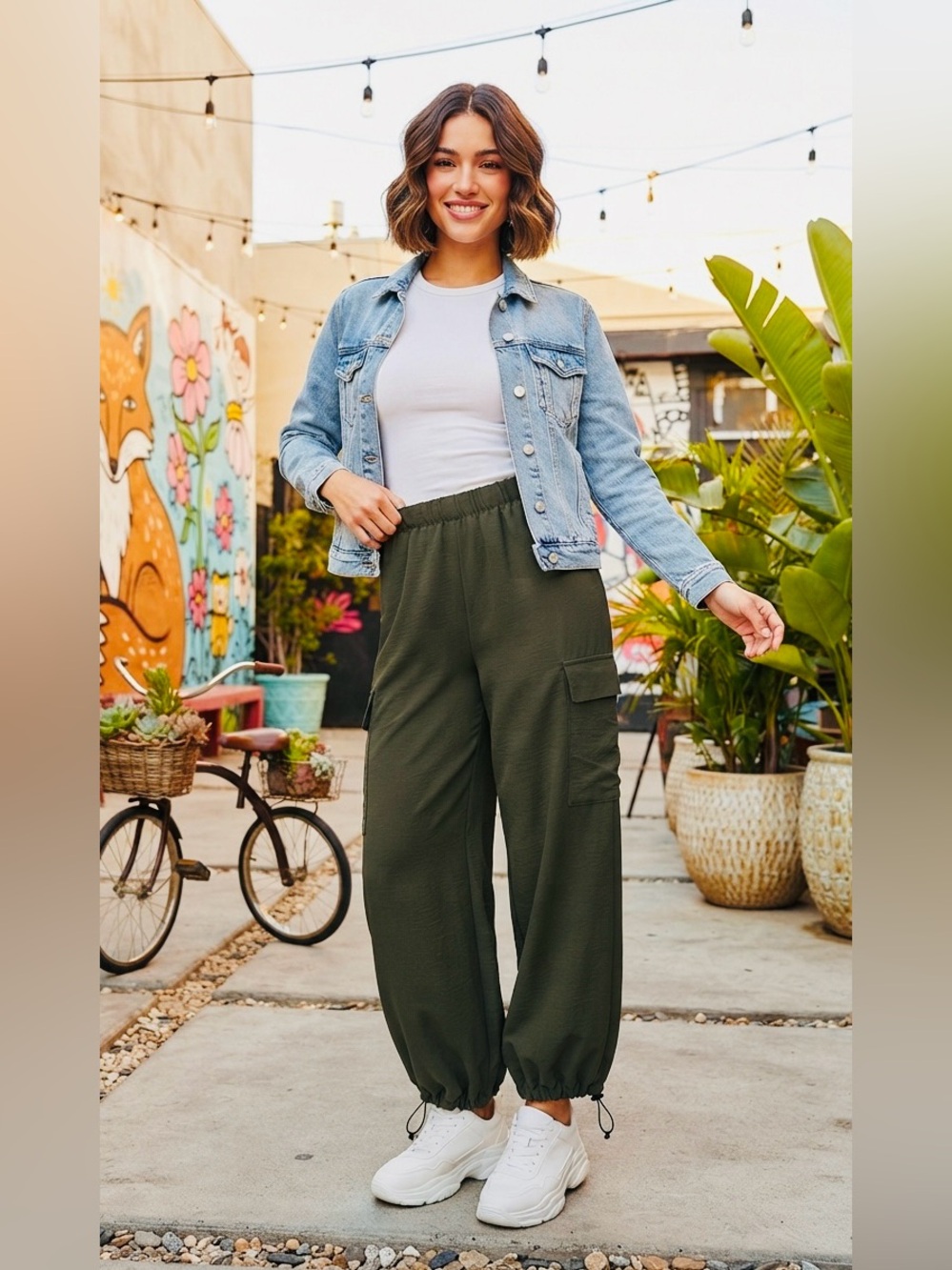 Meg & Margot Women's Olive Cargo Drawstring Joggers